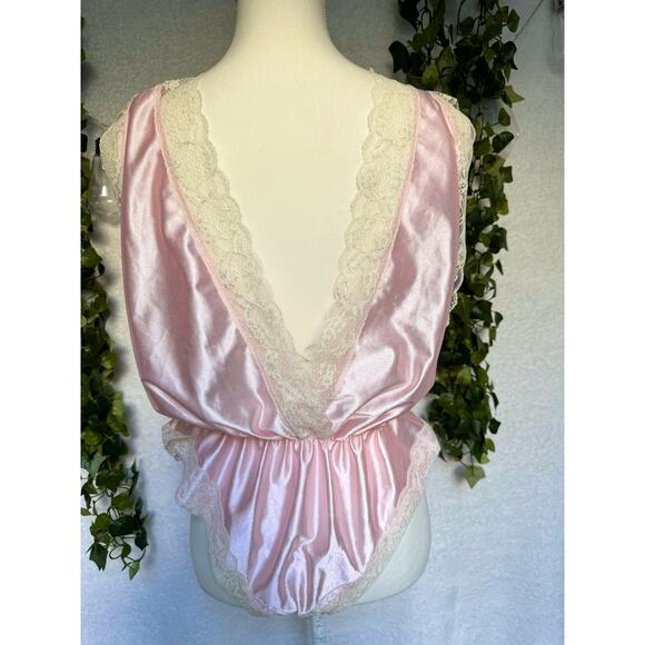 Vintage Satin Pink Cream Lace Bodysuit Snap Closure Teddy Lingerie - Picture 7 of 10